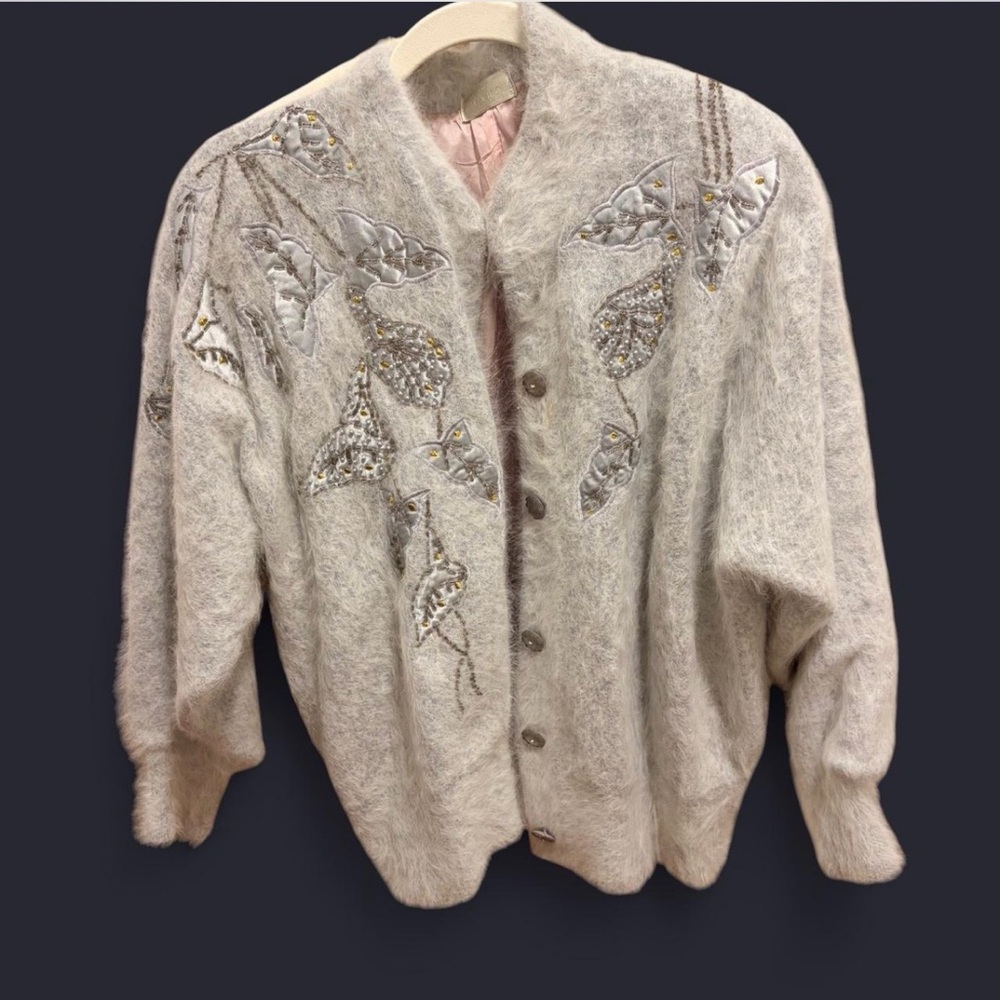 Vintage 1946 Cream Cardigan with Leaf Embroidery